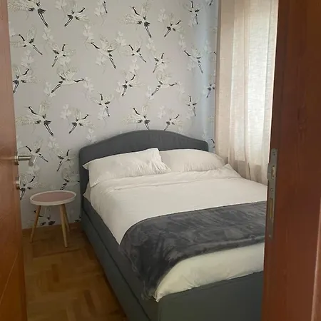 Apartman Maksima Gorkog * Belgrade